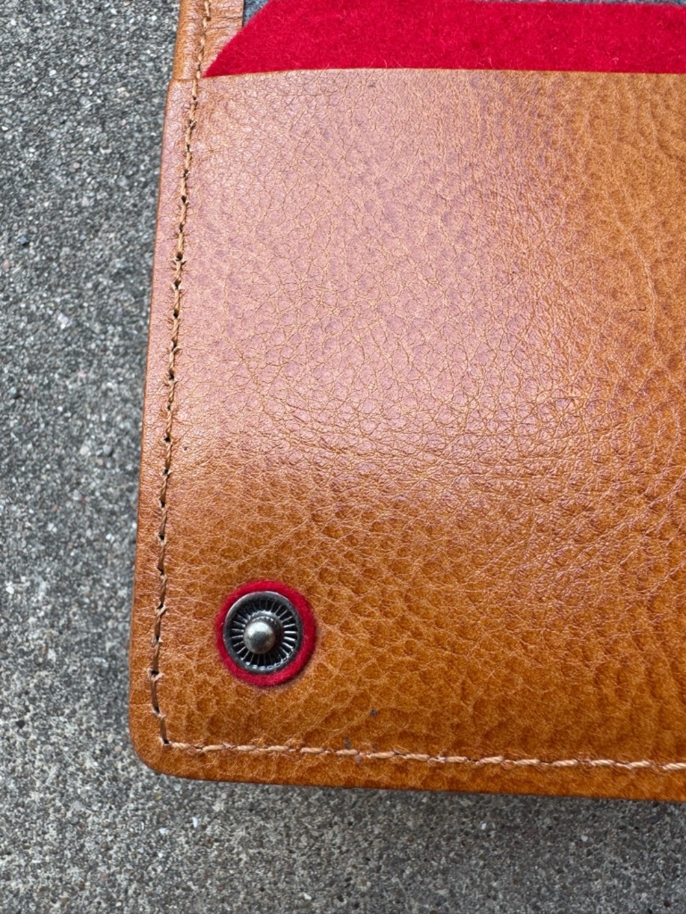 Tophome Brand Leather and Felt Wool Bifold Wallet - Picture 9 of 10